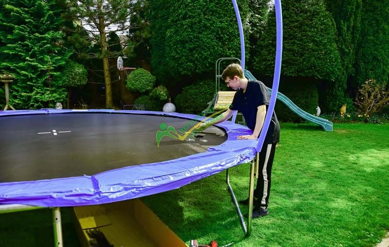 Reviewing The Package And Assembling The Trampoline