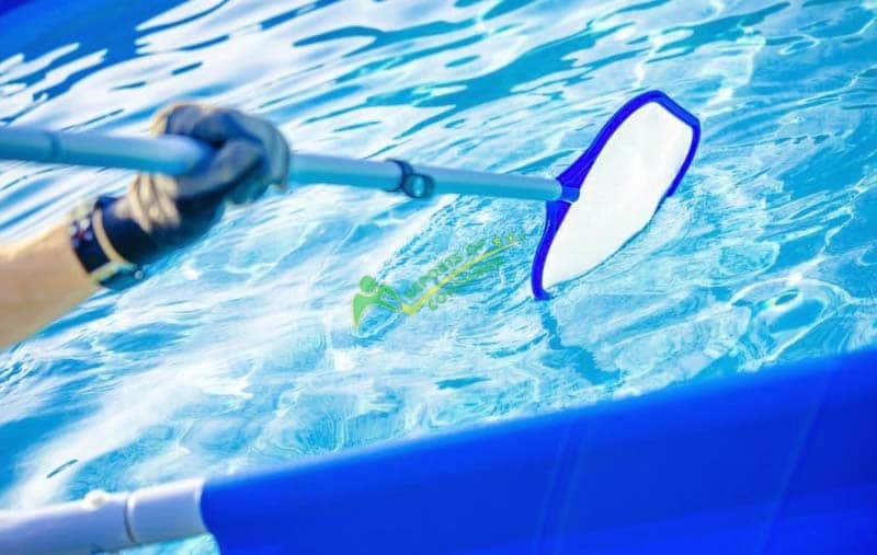 Clean The Pool Before Winterizing The Pool